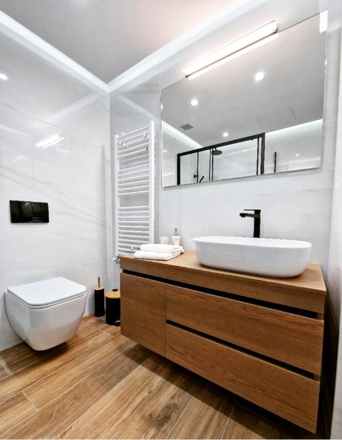 Modern Garden View Apt In Voula, Athens - Luxe Extérieur photo