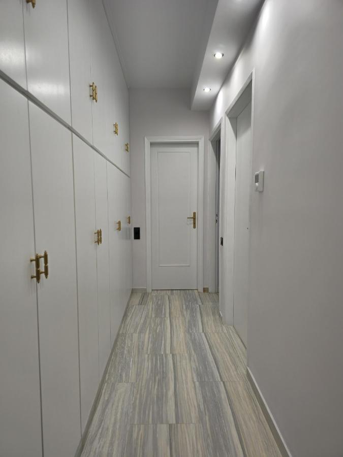 Modern Garden View Apt In Voula, Athens - Luxe Extérieur photo