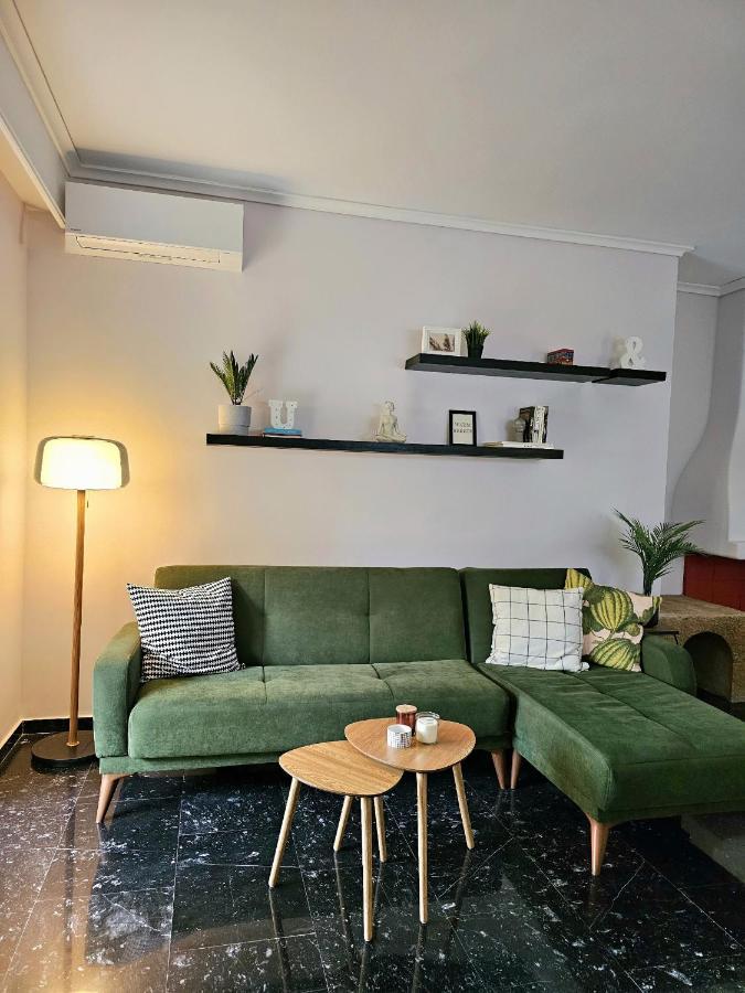 Modern Garden View Apt In Voula, Athens - Luxe Extérieur photo