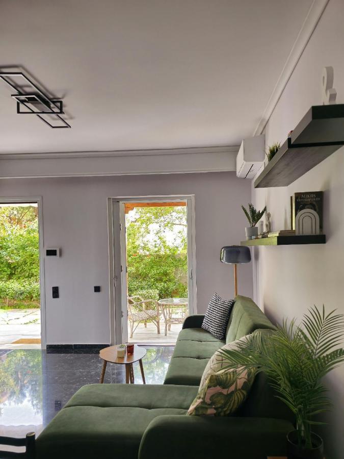 Modern Garden View Apt In Voula, Athens - Luxe Extérieur photo